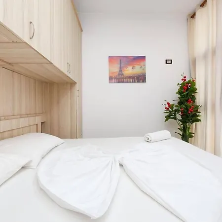 Keivin 3 Apartment Vlore